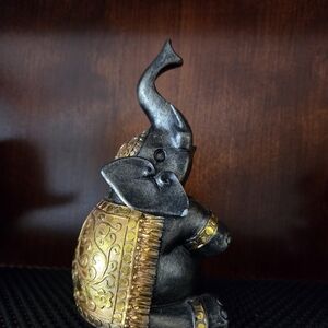Elegant Black and Gold Elephant Sculpture